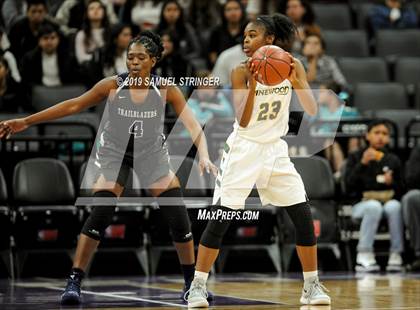 Thumbnail 3 in Pinewood vs. Sierra Canyon (CIF State Open Division Final) photogallery.