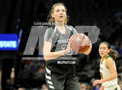 Thumbnail 3 in Pinewood vs. Sierra Canyon (CIF State Open Division Final) photogallery.