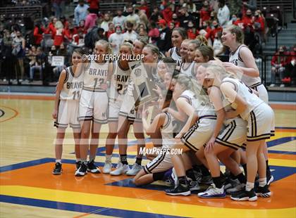 Thumbnail 1 in Kanab vs. North Summit (UHSAA 2A Final) photogallery.
