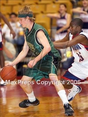 Thumbnail 3 in Kingsburg vs San Joaquin Memorial (CS D4 Final) photogallery.