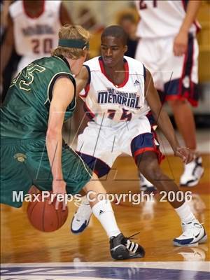 Thumbnail 1 in Kingsburg vs San Joaquin Memorial (CS D4 Final) photogallery.