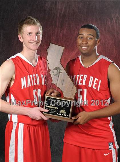 Thumbnail 3 in Mater Dei (CIF State D1 Award Photos) photogallery.