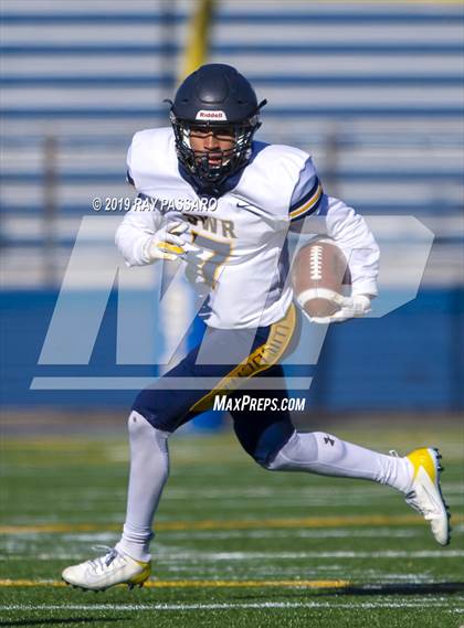 Thumbnail 3 in Seaford vs. Shoreham-Wading River (Long Island Division IV Championship) photogallery.