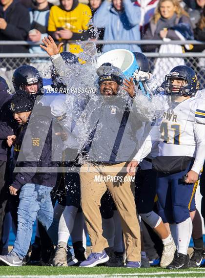 Thumbnail 1 in Seaford vs. Shoreham-Wading River (Long Island Division IV Championship) photogallery.