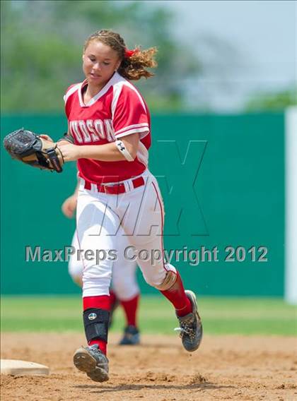 Thumbnail 2 in O'Connor vs Converse Judson (UIL Region 4 Area Playoff) photogallery.