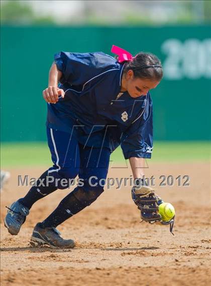 Thumbnail 1 in O'Connor vs Converse Judson (UIL Region 4 Area Playoff) photogallery.