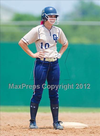 Thumbnail 2 in O'Connor vs Converse Judson (UIL Region 4 Area Playoff) photogallery.