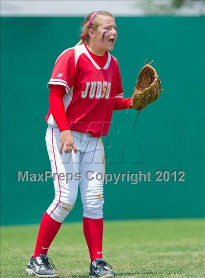 Thumbnail 3 in O'Connor vs Converse Judson (UIL Region 4 Area Playoff) photogallery.