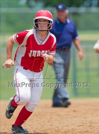 Thumbnail 1 in O'Connor vs Converse Judson (UIL Region 4 Area Playoff) photogallery.
