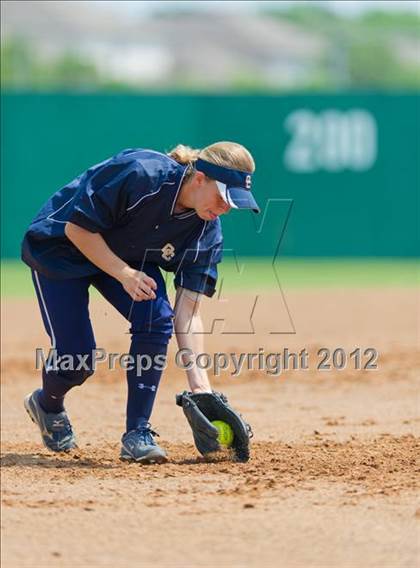 Thumbnail 1 in O'Connor vs Converse Judson (UIL Region 4 Area Playoff) photogallery.