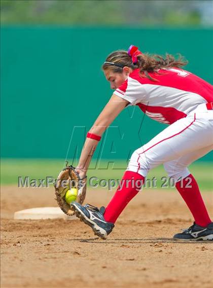 Thumbnail 3 in O'Connor vs Converse Judson (UIL Region 4 Area Playoff) photogallery.
