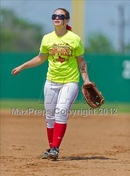 Thumbnail 2 in O'Connor vs Converse Judson (UIL Region 4 Area Playoff) photogallery.