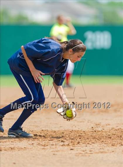 Thumbnail 2 in O'Connor vs Converse Judson (UIL Region 4 Area Playoff) photogallery.