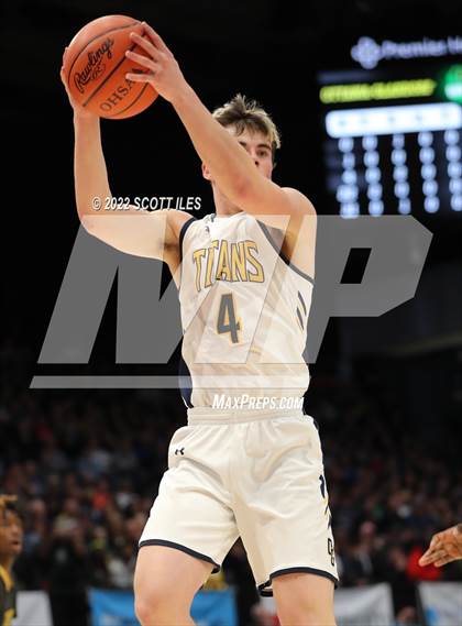 Thumbnail 2 in Taft vs. Ottawa-Glandorf (OHSAA D3 Final)  photogallery.