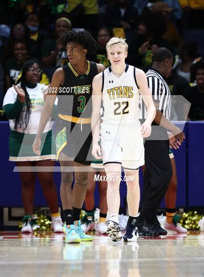 Thumbnail 2 in Taft vs. Ottawa-Glandorf (OHSAA D3 Final)  photogallery.