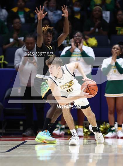 Thumbnail 1 in Taft vs. Ottawa-Glandorf (OHSAA D3 Final)  photogallery.