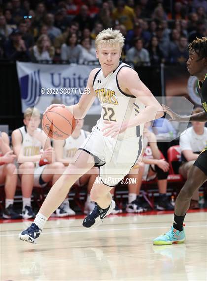 Thumbnail 2 in Taft vs. Ottawa-Glandorf (OHSAA D3 Final)  photogallery.