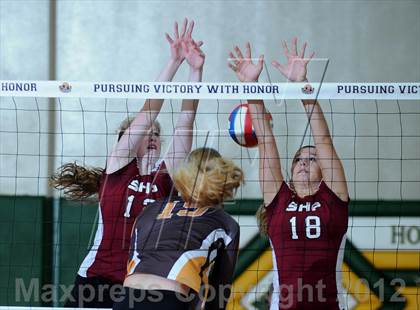 Thumbnail 2 in Parker vs. Sacred Heart Prep (CIF State D4 Final) photogallery.