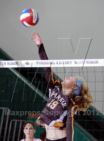 Thumbnail 3 in Parker vs. Sacred Heart Prep (CIF State D4 Final) photogallery.