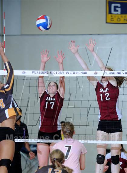 Thumbnail 3 in Parker vs. Sacred Heart Prep (CIF State D4 Final) photogallery.