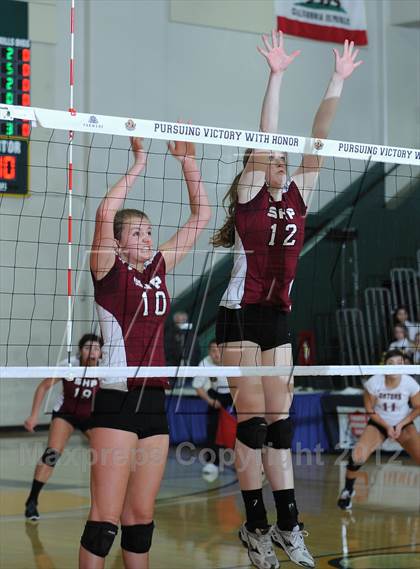 Thumbnail 2 in Parker vs. Sacred Heart Prep (CIF State D4 Final) photogallery.