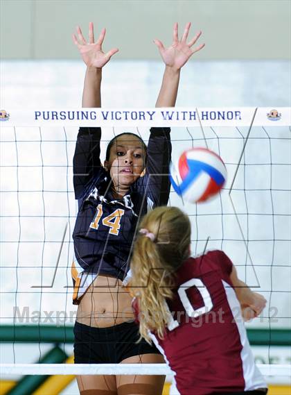 Thumbnail 2 in Parker vs. Sacred Heart Prep (CIF State D4 Final) photogallery.