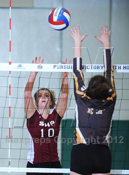 Thumbnail 3 in Parker vs. Sacred Heart Prep (CIF State D4 Final) photogallery.