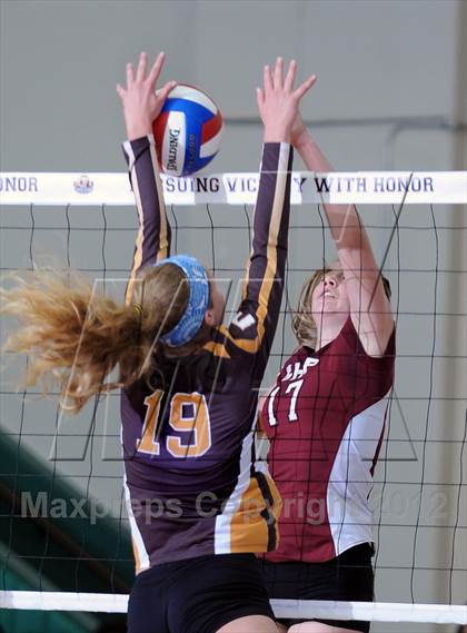 Thumbnail 1 in Parker vs. Sacred Heart Prep (CIF State D4 Final) photogallery.