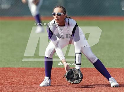 Thumbnail 2 in Little Elm vs Frisco Independence (Allen Tournament) photogallery.