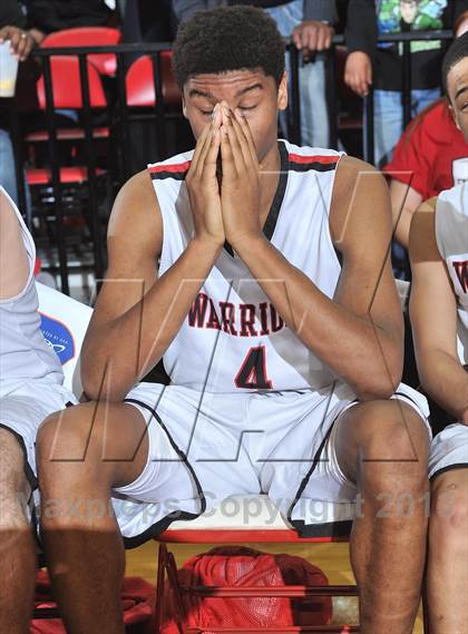 Thumbnail 2 in Webb vs. Statesville (NCHSAA 3A Final) photogallery.