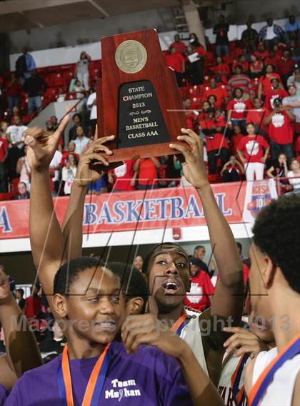 Thumbnail 2 in Webb vs. Statesville (NCHSAA 3A Final) photogallery.
