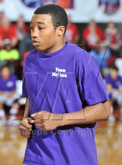 Thumbnail 1 in Webb vs. Statesville (NCHSAA 3A Final) photogallery.