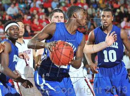 Thumbnail 2 in Webb vs. Statesville (NCHSAA 3A Final) photogallery.