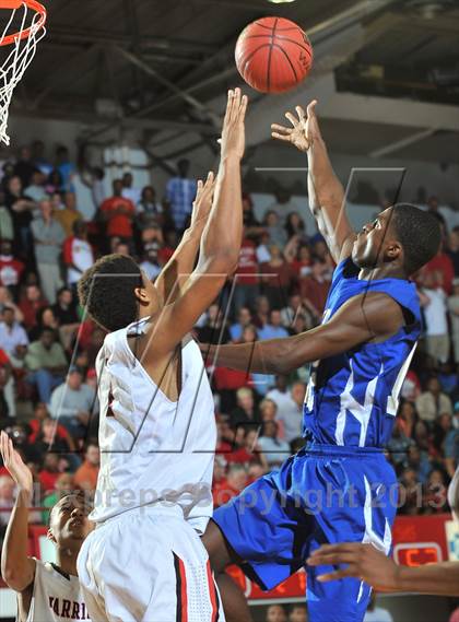 Thumbnail 1 in Webb vs. Statesville (NCHSAA 3A Final) photogallery.
