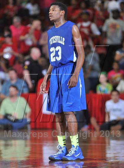 Thumbnail 2 in Webb vs. Statesville (NCHSAA 3A Final) photogallery.