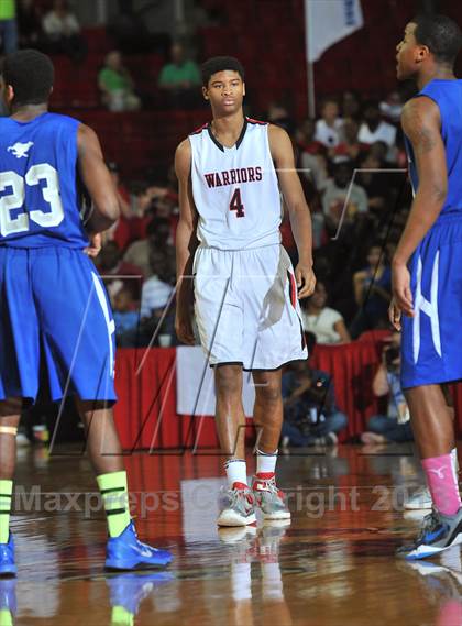 Thumbnail 2 in Webb vs. Statesville (NCHSAA 3A Final) photogallery.