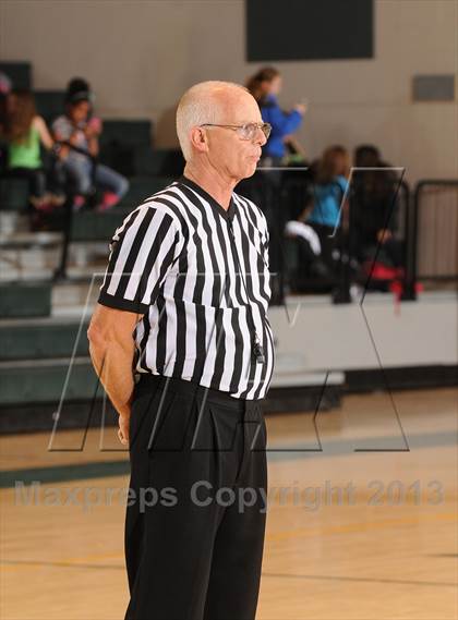 Thumbnail 1 in Tehachapi vs Shafter (CIF CS Playoffs) photogallery.