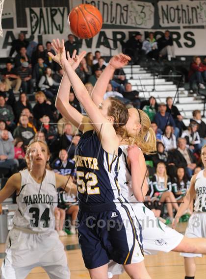 Thumbnail 3 in Tehachapi vs Shafter (CIF CS Playoffs) photogallery.