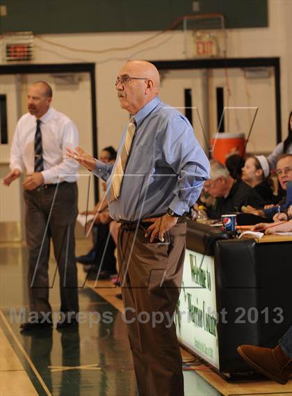Thumbnail 2 in Tehachapi vs Shafter (CIF CS Playoffs) photogallery.
