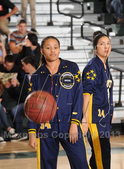 Thumbnail 2 in Tehachapi vs Shafter (CIF CS Playoffs) photogallery.
