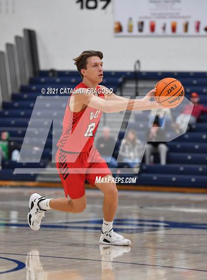 Thumbnail 3 in St. John-Vianney vs Wall (WOBM Christmas Classic) photogallery.