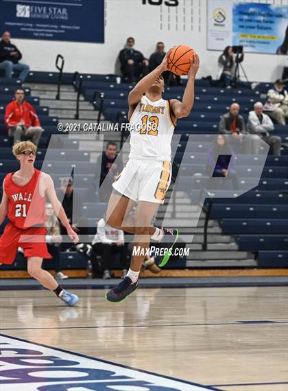 Thumbnail 1 in St. John-Vianney vs Wall (WOBM Christmas Classic) photogallery.