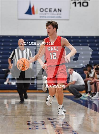 Thumbnail 2 in St. John-Vianney vs Wall (WOBM Christmas Classic) photogallery.
