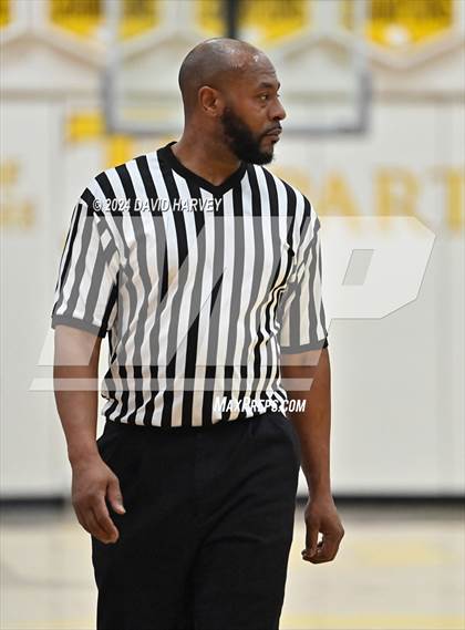 Thumbnail 2 in Littleton vs Thomas Jefferson photogallery.