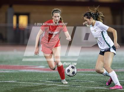 Thumbnail 2 in Mira Costa vs Redondo Union photogallery.