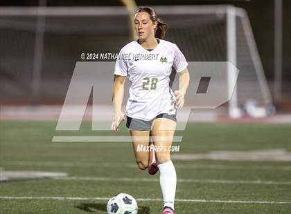 Thumbnail 2 in Mira Costa vs Redondo Union photogallery.