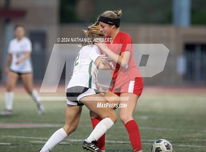 Thumbnail 3 in Mira Costa vs Redondo Union photogallery.