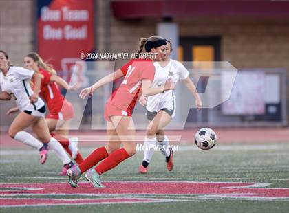 Thumbnail 3 in Mira Costa vs Redondo Union photogallery.