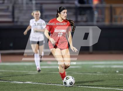 Thumbnail 2 in Mira Costa vs Redondo Union photogallery.