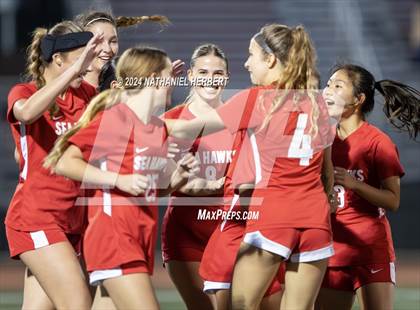 Thumbnail 2 in Mira Costa vs Redondo Union photogallery.
